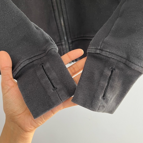 Black lululemon scuba hoodie zip - Picture 3 of 3